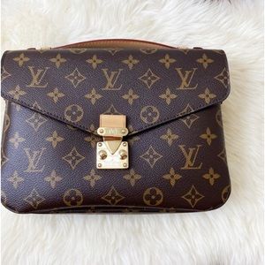 COPY - 🔥💕 LV Pochette Métis Crossbody Bag💕🔥